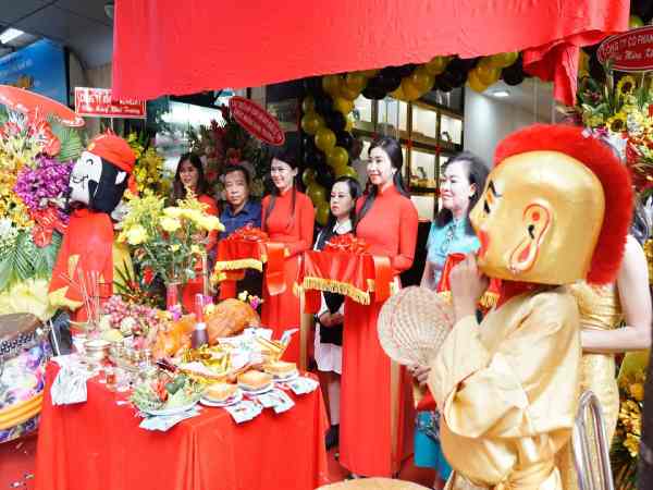 Ưu tiên ngày hoàng đạo, trực Khai – trực Thành – trực Mãn