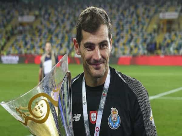 Iker Casillas từng cùng đội bóng giành nhiều thành tích đáng nể.