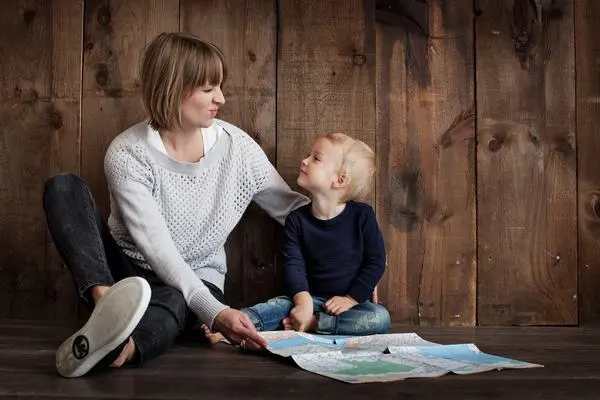 mơ thấy mẹ đánh con gì