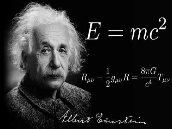 Albert Einstein là người có đặc điểm tướng người thông minh