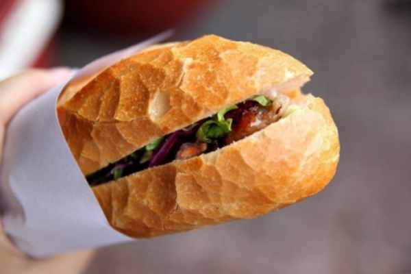Giải mã giấc chiêm bao thấy ăn bánh mì một mình