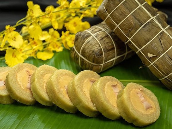 Chiêm bao thấy bánh tét có điềm gì đen hay đỏ?