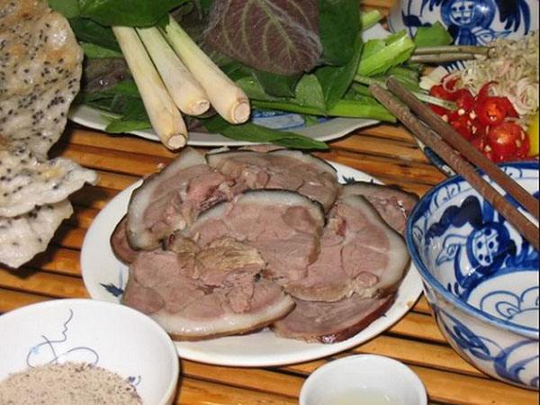 Giấc mơ thấy thịt chó thể hiện ý nghĩa gì thú vị