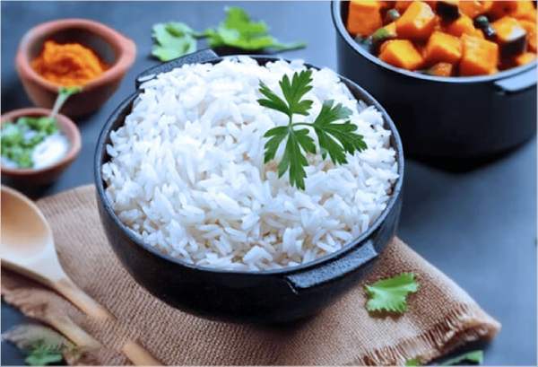 Mơ thấy ăn cơm cùng gia đình