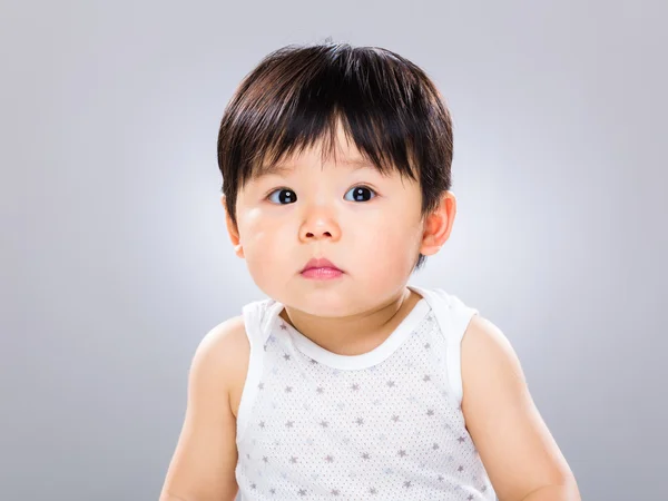 Chiêm bao thấy bế em bé trai