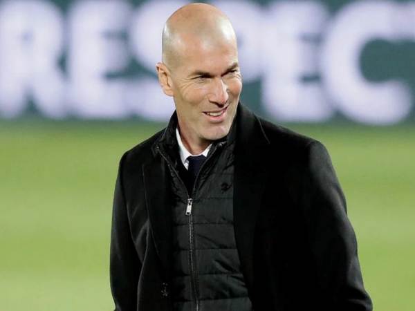 Huấn luyện viên Zidane là ai? 