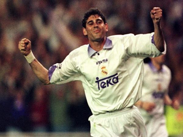 Hậu vệ Real kỷ nguyên vàng châu Âu